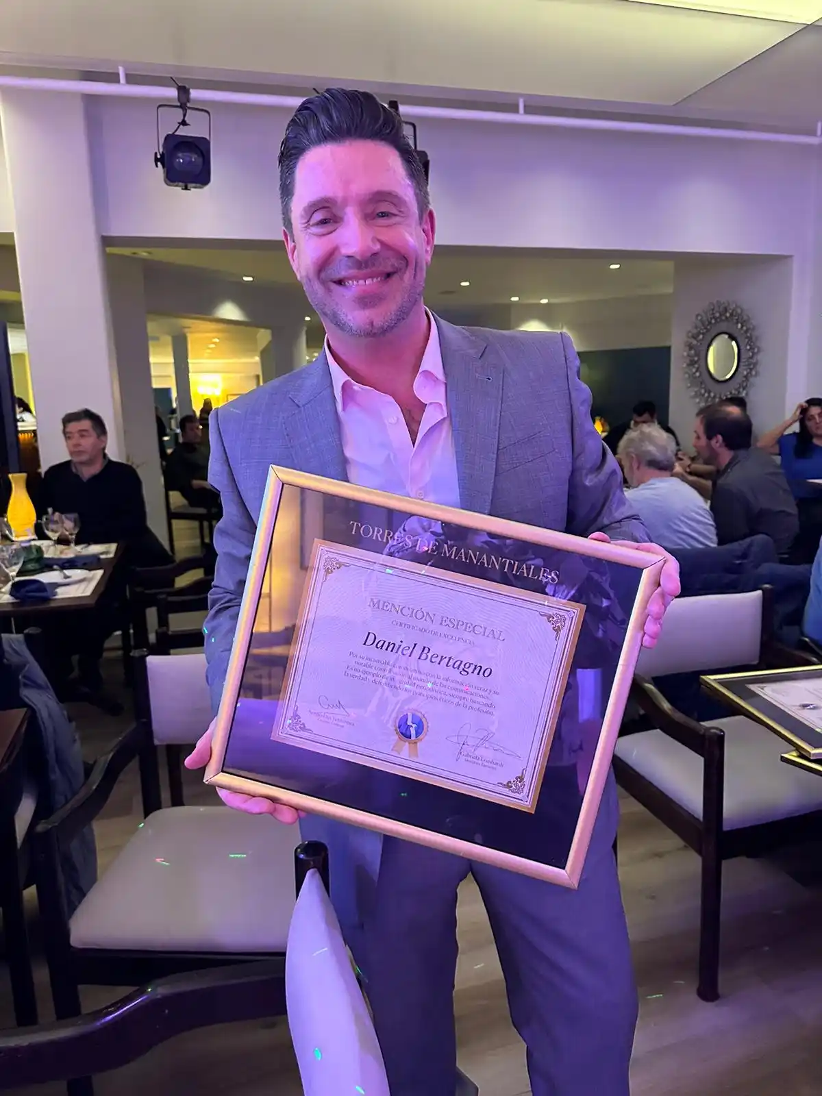 Adrián Caballero - Torres de Manantiales