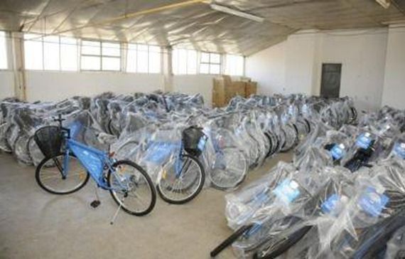 Méndez aseguró que faltan parte de las bicicletas del SUMO apiladas en la exBuxton 
