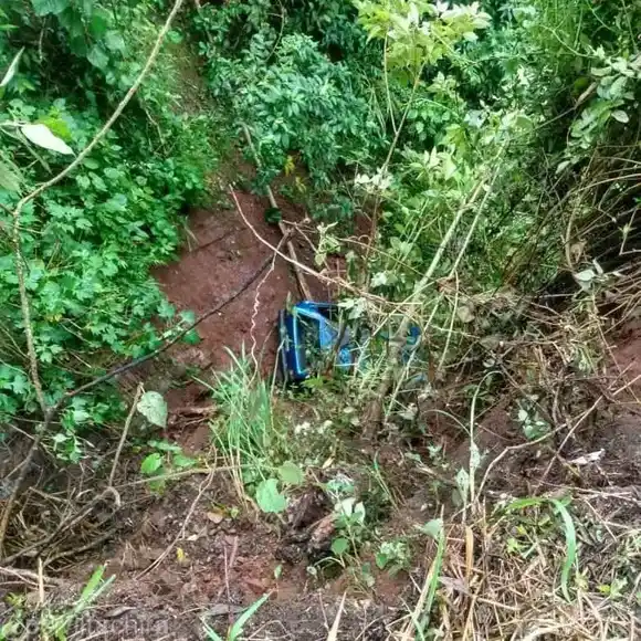 ¡MILAGRO! Niña y cuatro adultos se salvan del volcamiento de un vehículo en Táchira
