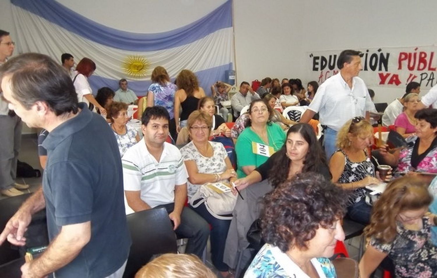 Agmer resolvió realizar 72 horas de paro y no dar comienzo a las clases