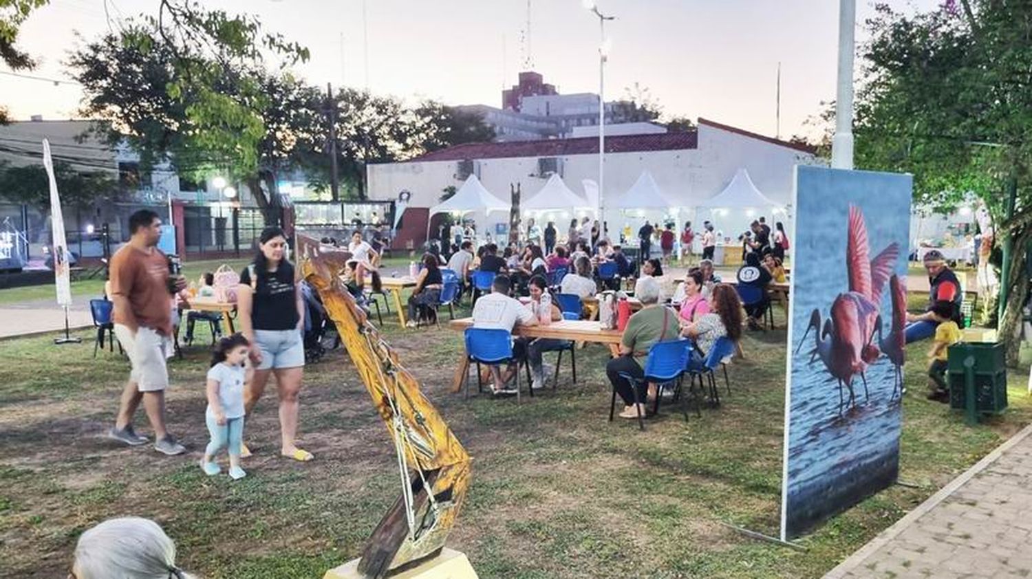 El Mercado Comunitario de Emprendedores 
celebrará la creatividad y el arte en el galpón G