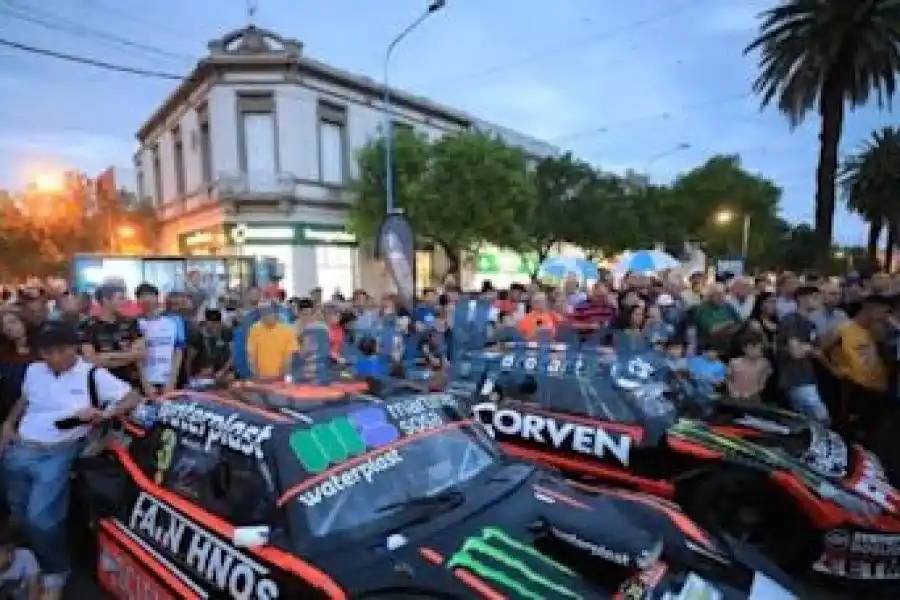 Presentación del TC en Bv. Santa Fe