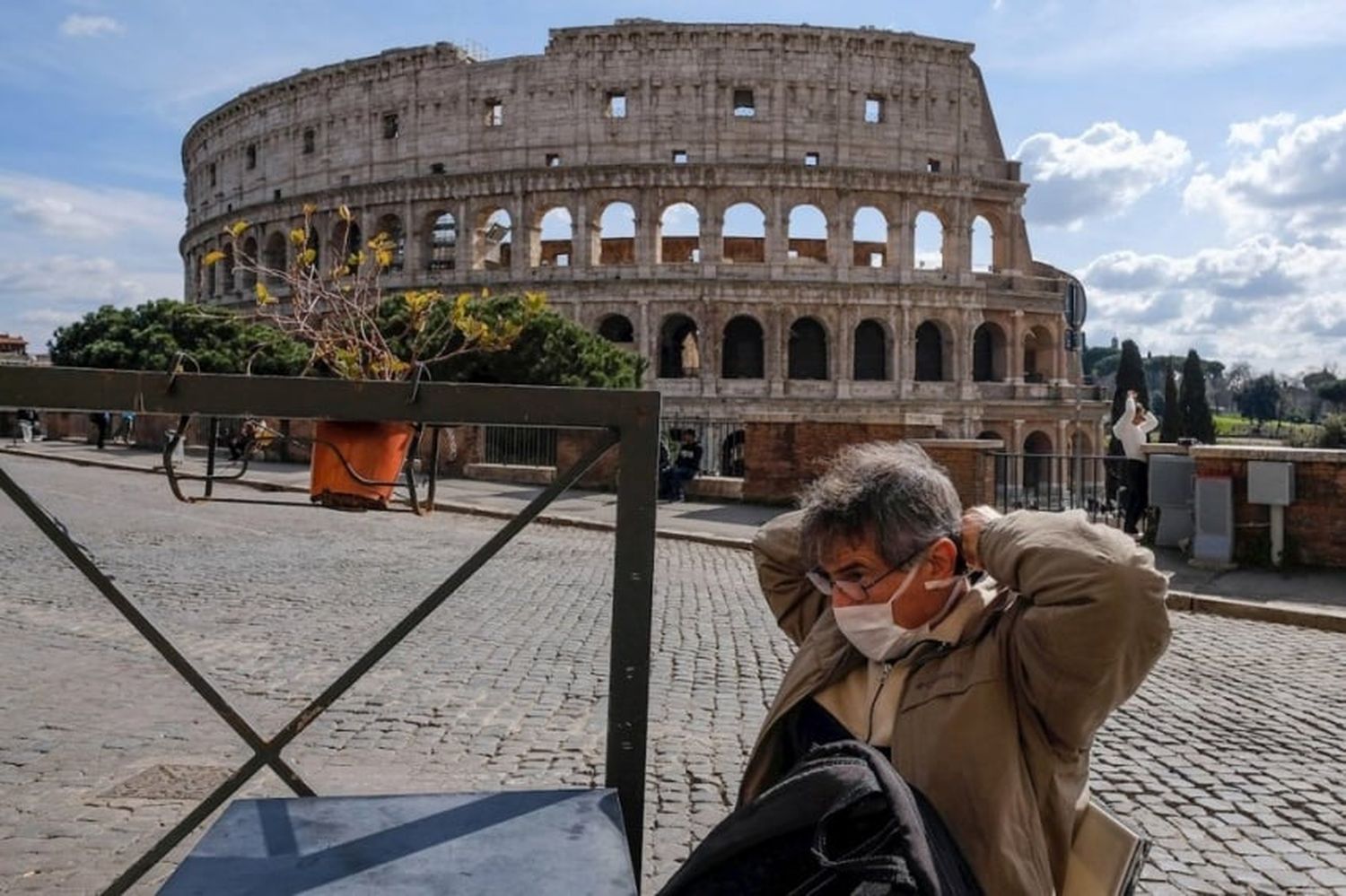 Italia extiende un mes la prohibición de desplazamientos entre las 20 regiones