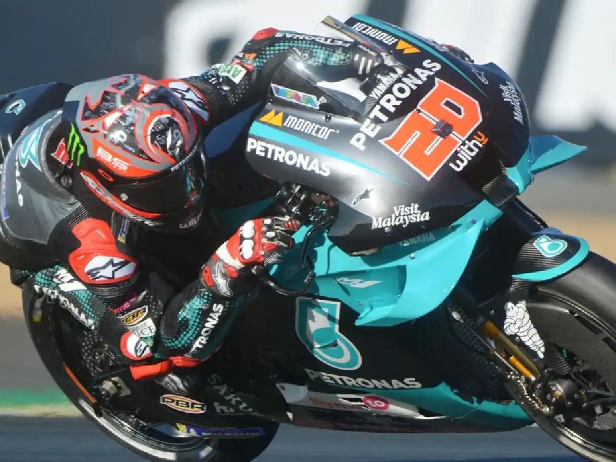 Quartararo hace "pole" con récord en el GP de Cataluña