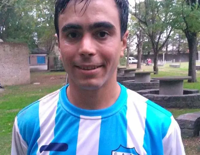 Defensores festejó su primer triunfo