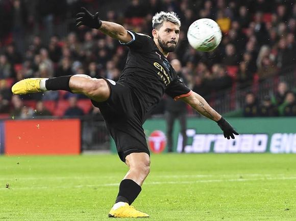 Agüero se metió  a un selecto ranking