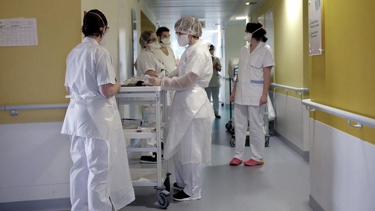 Otro día de record de contagios: fueron 23.683 nuevos casos y 290 fallecimientos