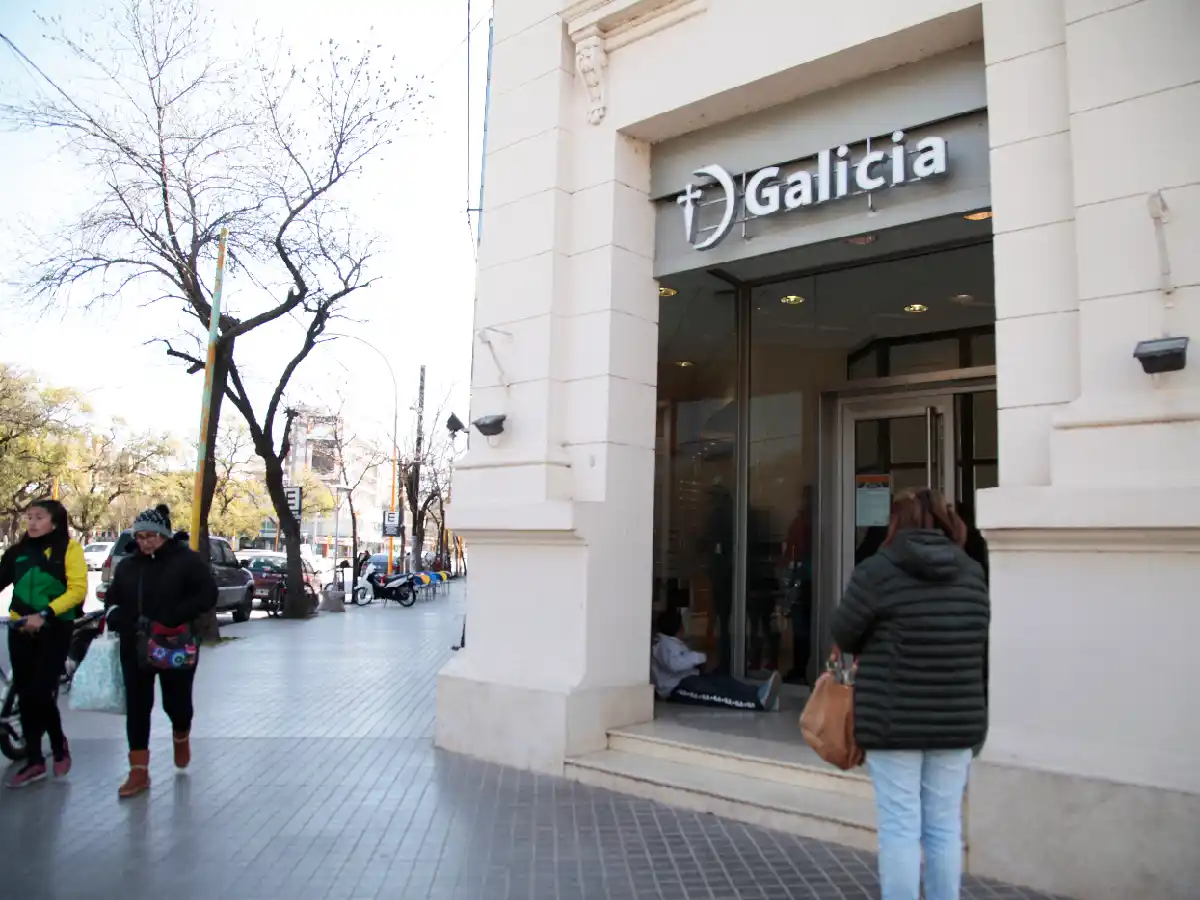 Viernes sin clases ni bancos: cómo funcionará la ciudad en el día de su santo patrono