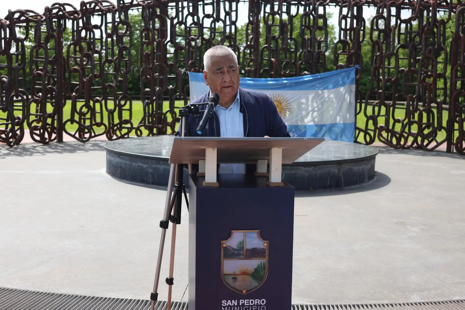 El intendente encabezó el acto en Vuelta de Obligado.