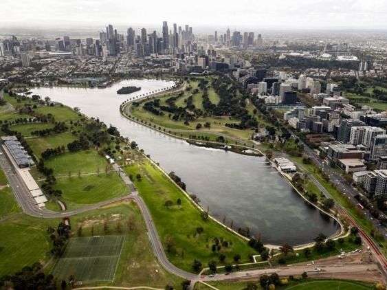 l circuito de Albert Park de Melbourne, Australia.