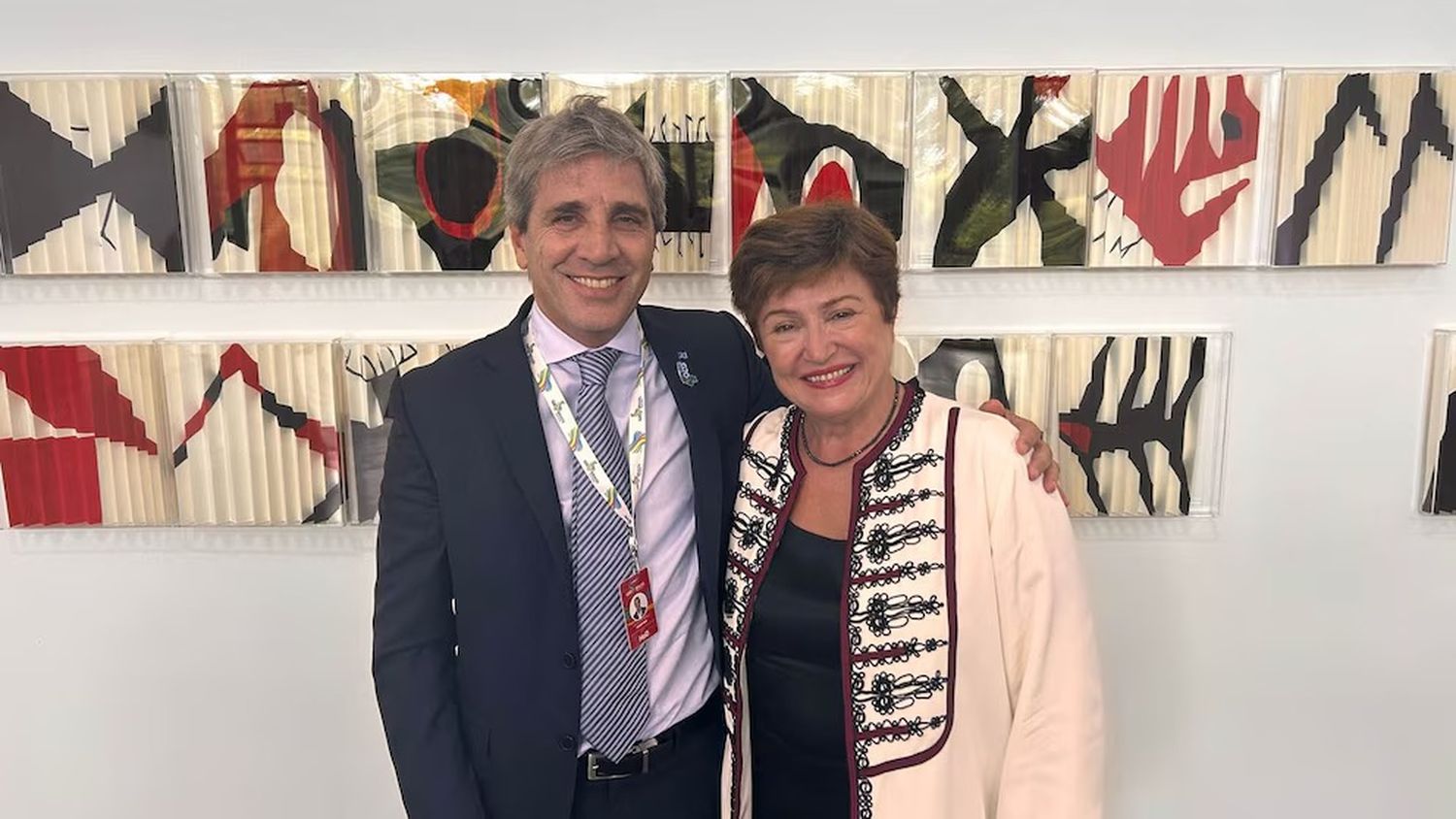 Kristalina Georgieva y Luis Caputo durante una reunión del G20 en San Pablo.