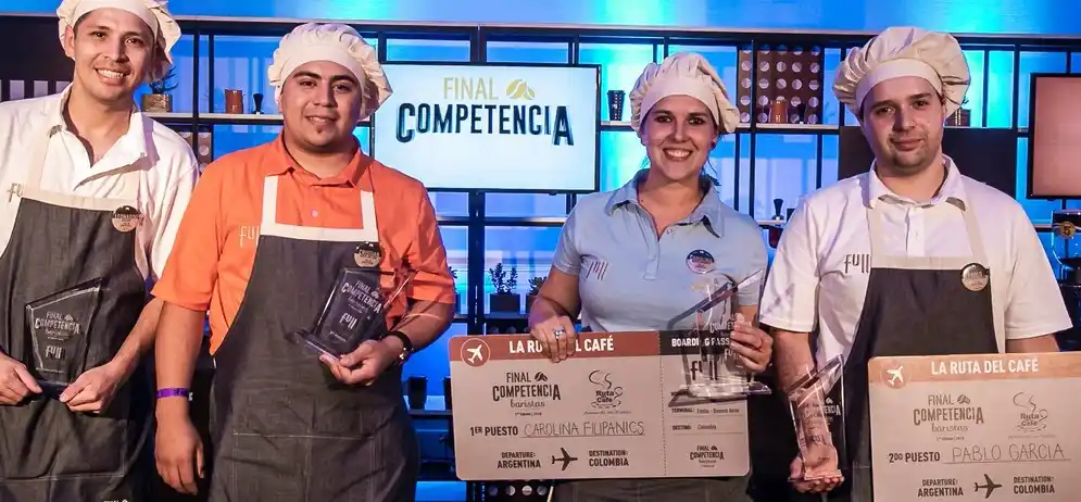 Premiaron al mejor barista de todas las tiendas Full YPF