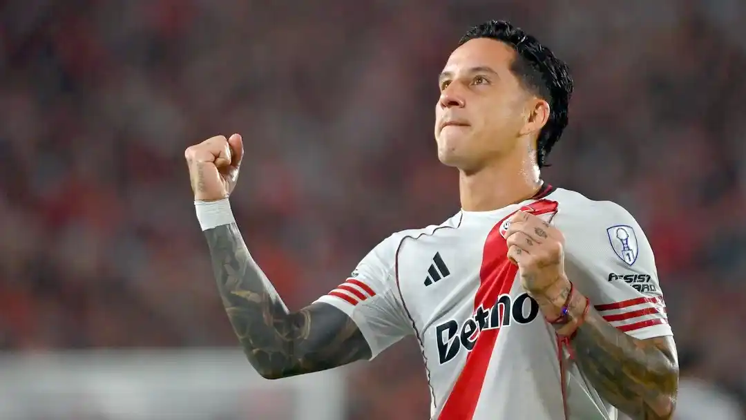 Sebastián Driussi festeja su gol, que le dio la victoria a River.