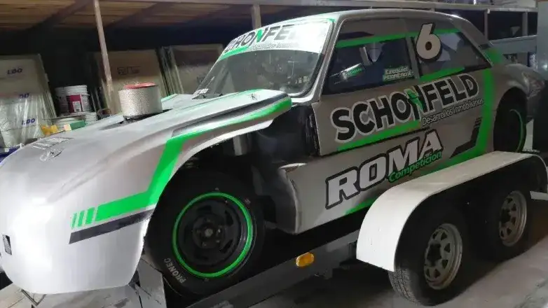 El Peugeot 504 de Ezequiel Pedrero.