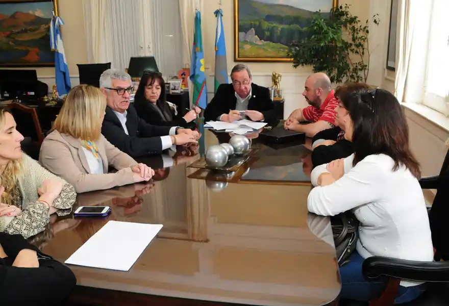 Firmaron el comodato para que el Conservatorio utilice dependencias municipales 