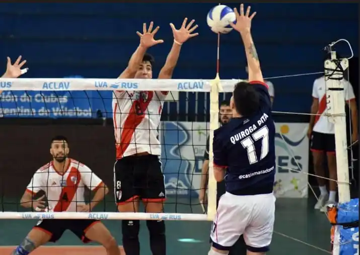 Remate en lo alto. De Manuel Quiroga frente a Rivera