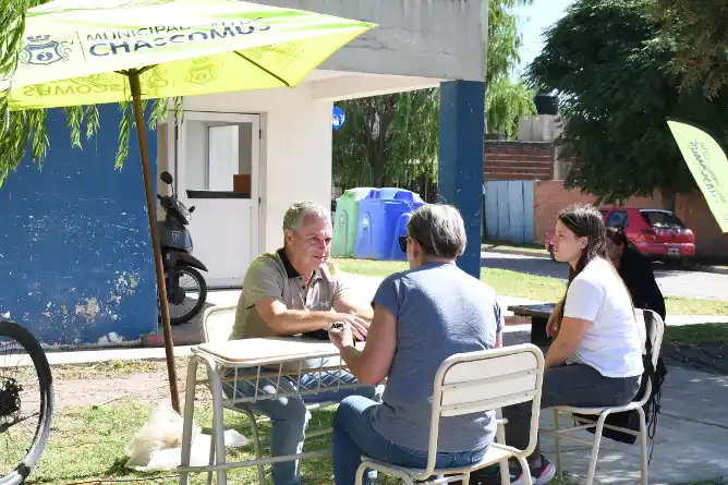 La Muni Cerca y vacunación antirrábica en el paraje 9 de Julio