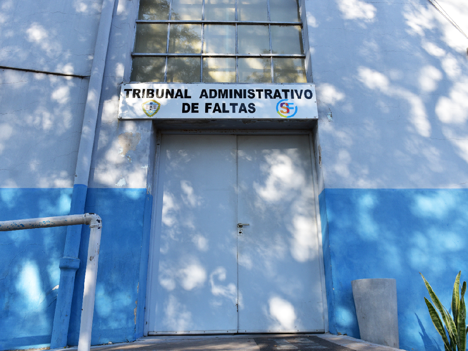 El conductor del minibús secuestrado desmintió haber traído a jóvenes desde Córdoba