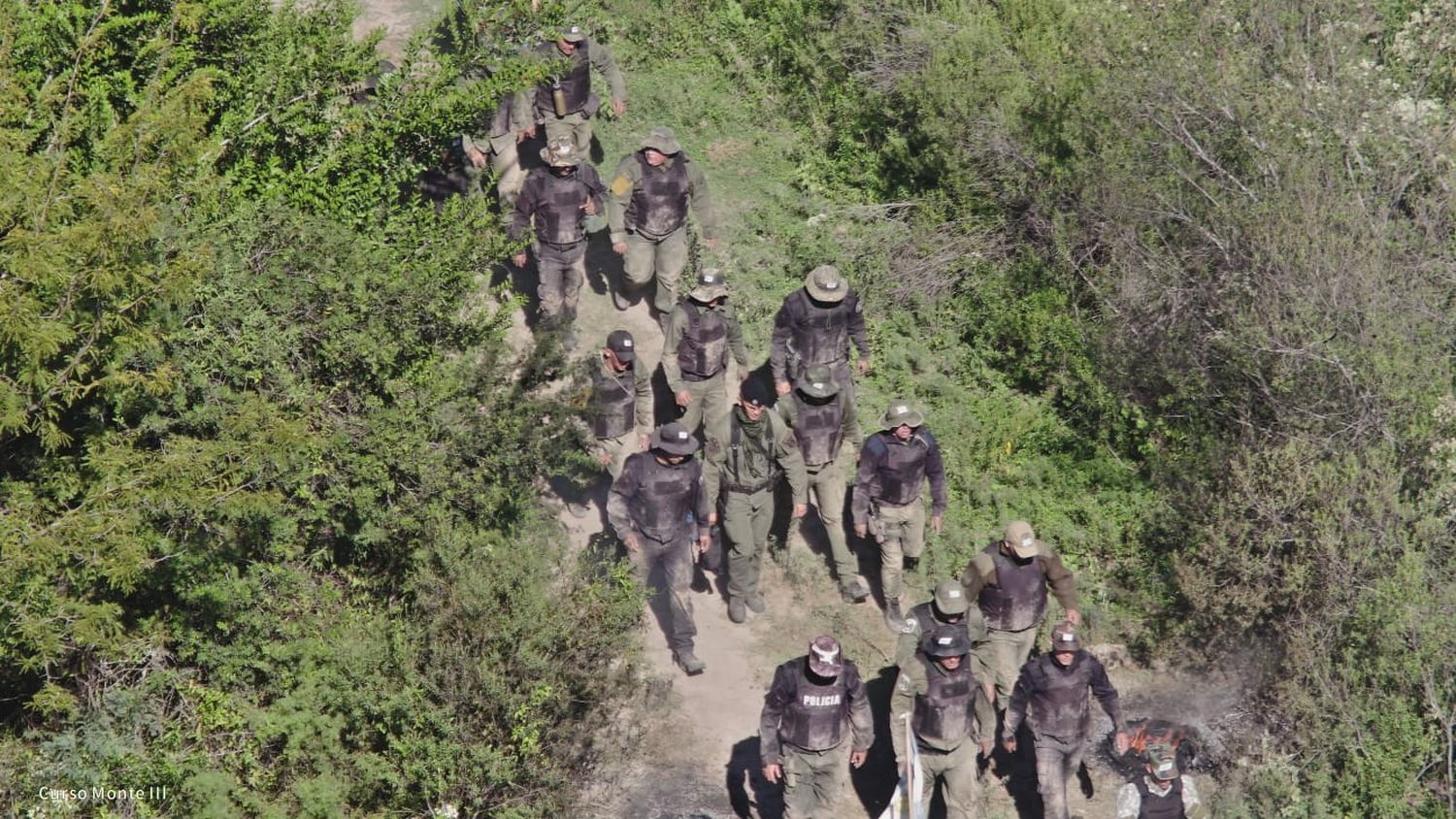 Monte adentro: 19 Pumas completaron el curso de técnicas de combate rural