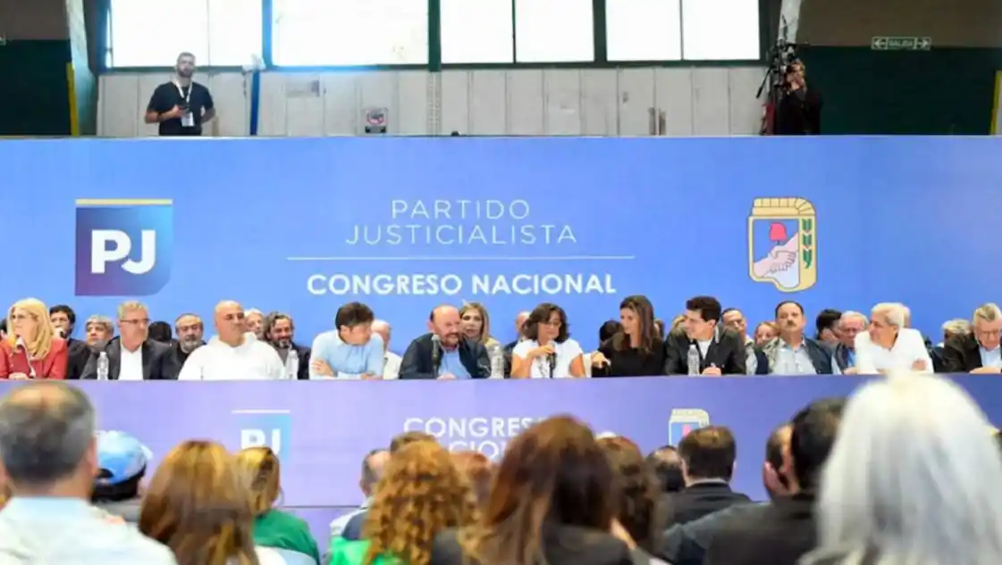 Cristina Kirchner reúne a los referentes del PJ para diseñar su estrategia electoral