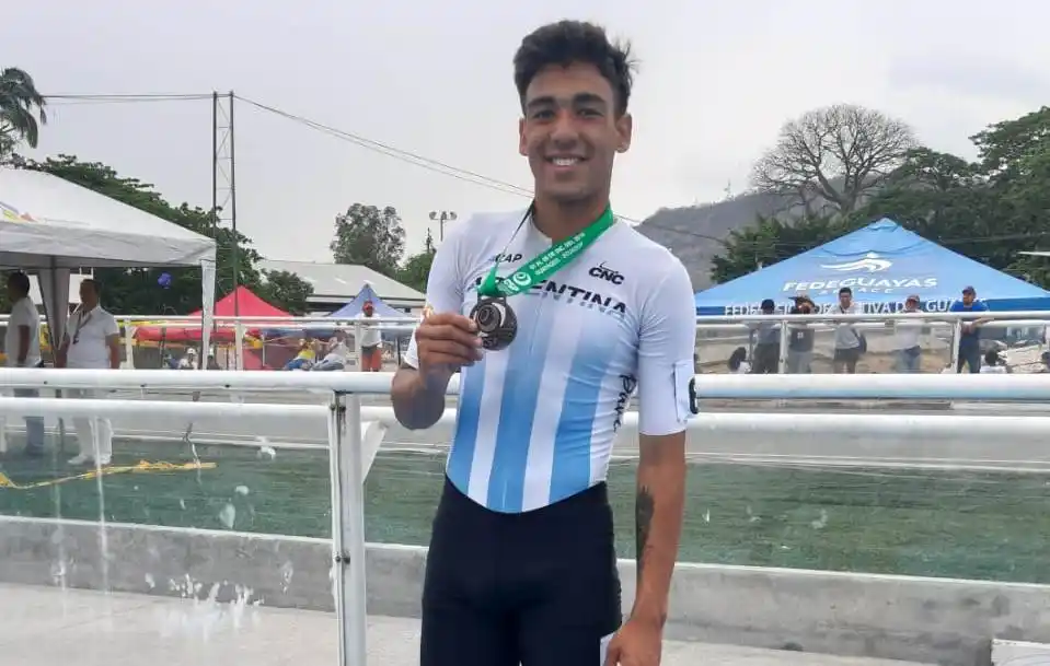 Segundo bronce de Schelling en Guayaquil