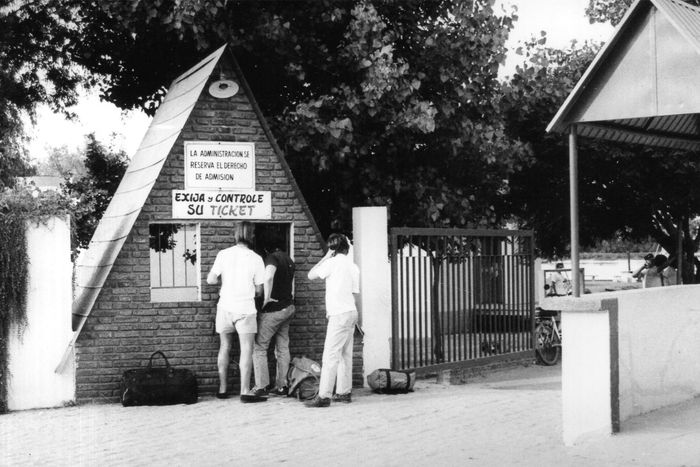 Entrada al Ex Balneario