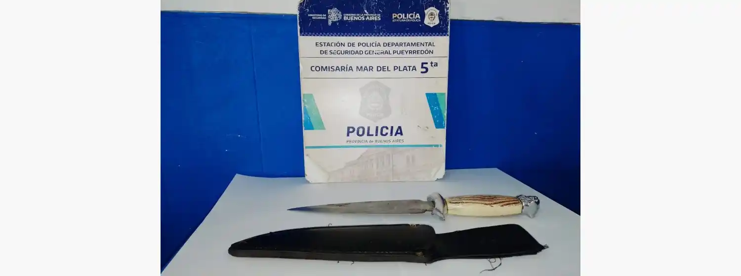 Robó un celular amenazando con un cuchillo
