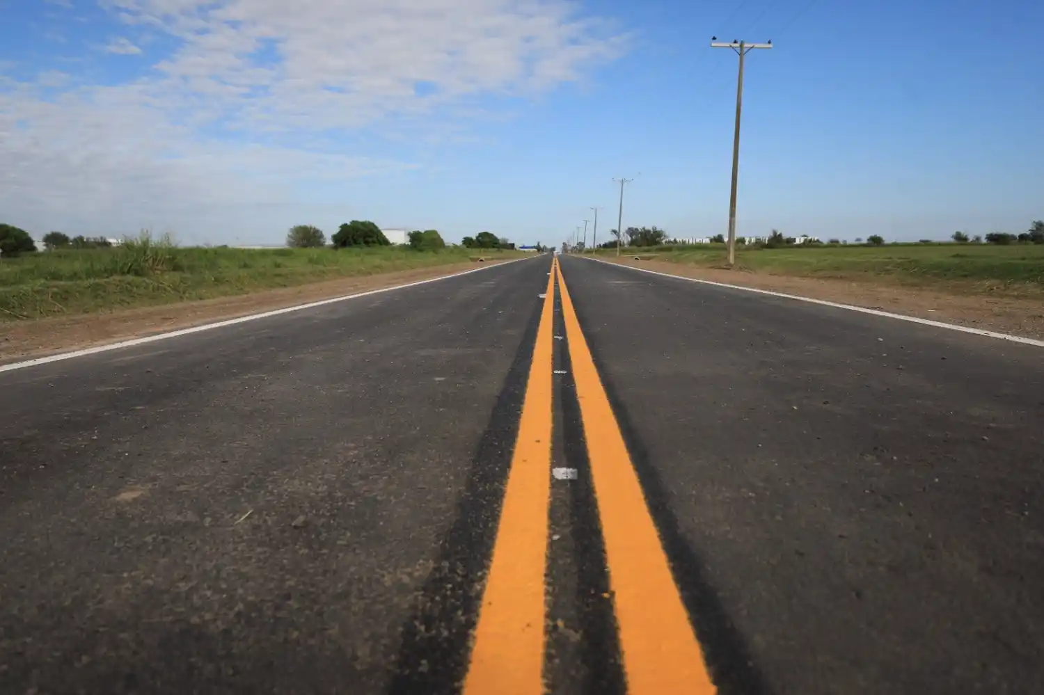 Se firmó un convenio para ejecutar obras en el camino N° 6