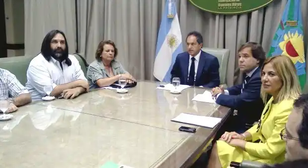 Docentes: Scioli aseguró que los paros "desestabilizan a las familias"
