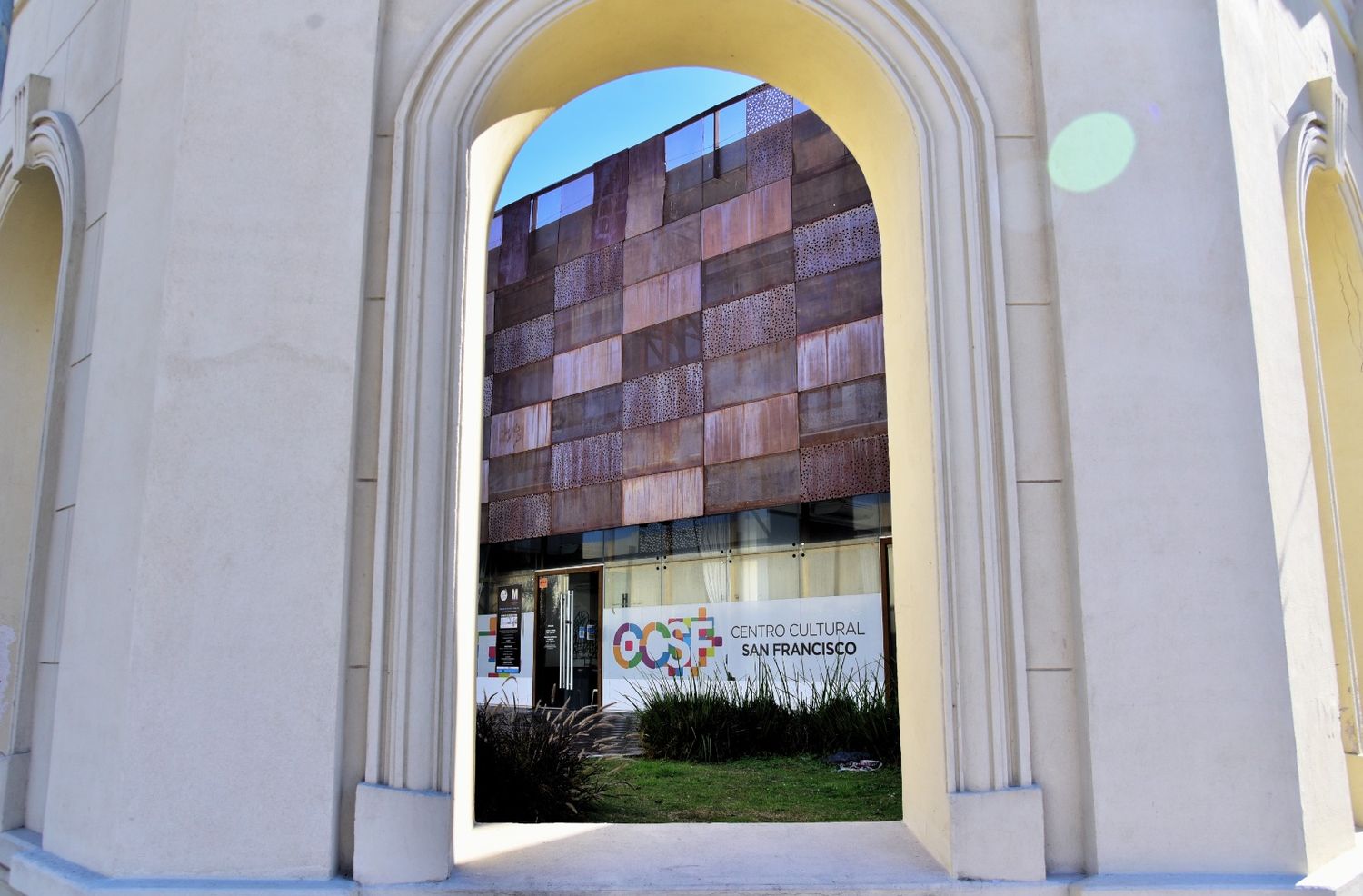 El Centro Cultural San Francisco, en J.J. Paso esquina Mitre.