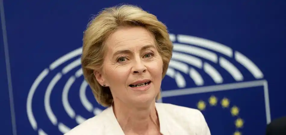 La UE amenaza con medidas por la demora en las vacunas
