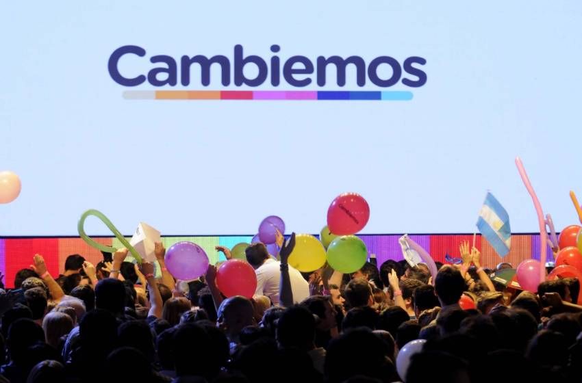 Aportantes en campaña: echaron a la contadora general de la Provincia