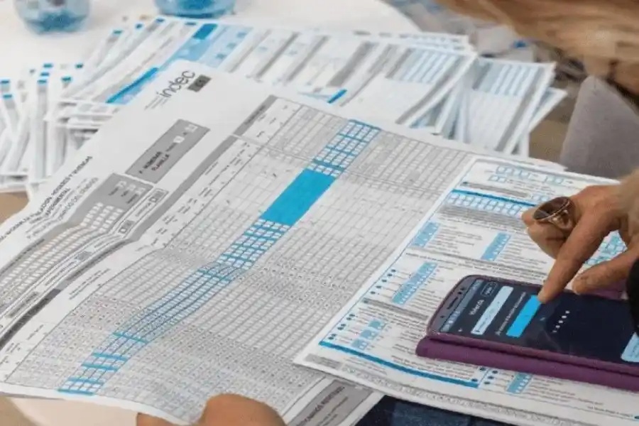 Insólito: a una censista la atacó la exmujer de su marido cuando fue a la casa