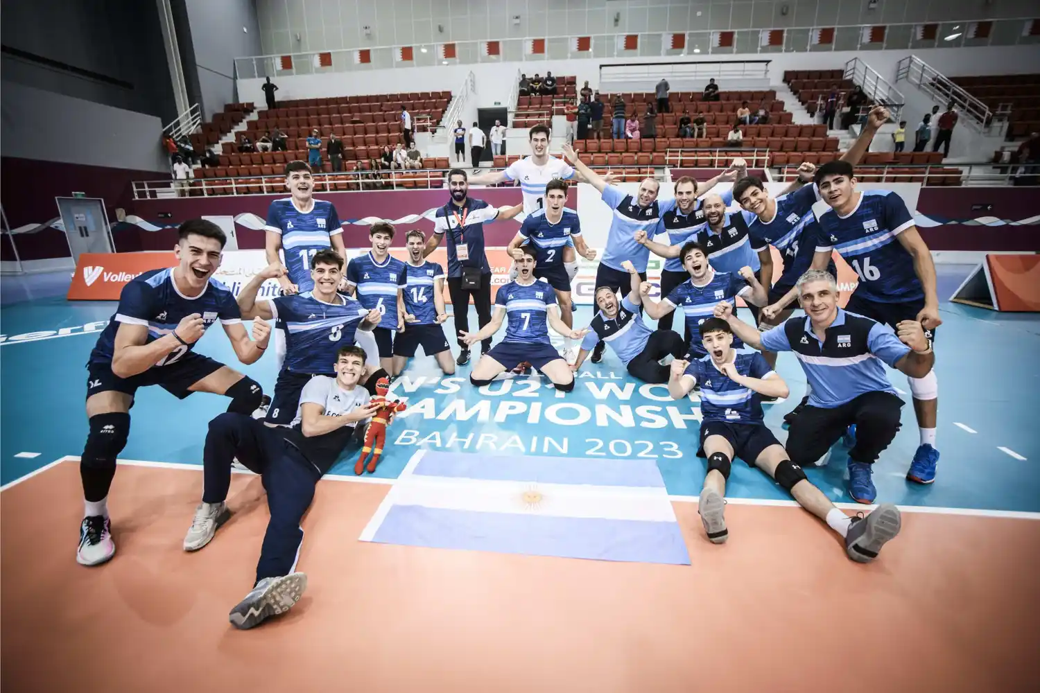Argentina volvió a vencer a Bélgica y están a un paso de la semifinal mundialista