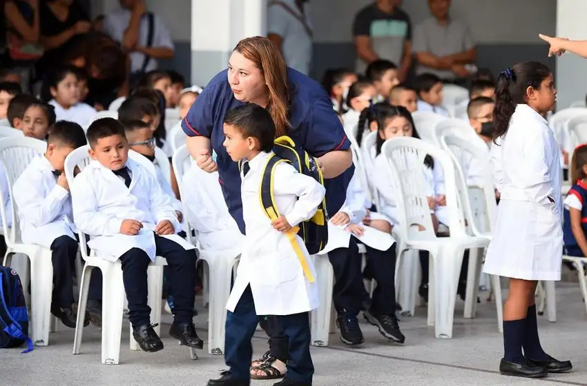 La Municipalidad busca "fortalecer" el sistema educativo municipal.