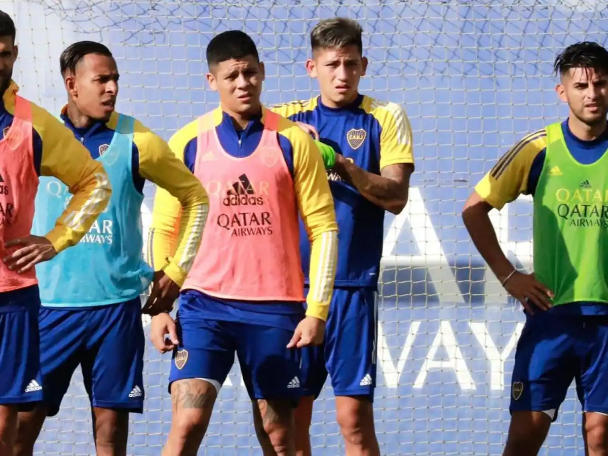 Rojo entrenó a la par de sus compañeros 