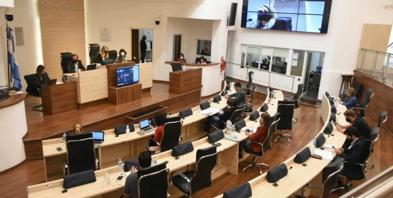 “Todos hablan de dar la batalla contra el narcotráfico, pero se oponen a dar esta discusión de cara a la gente, se negaron a discutirlo en la sesión de hoy y lo mandan a comisiones para dormirlo”, había advertido el edil en sus redes sociales. Foto: Archivo