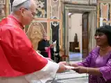 El papa León XIV recibió a los nuevos embajadores ante la Santa Sede.