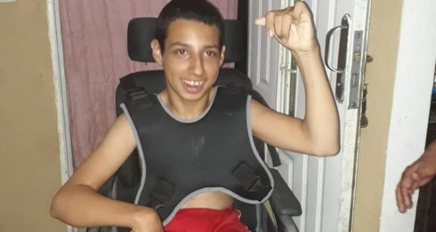 #Solidaridad: Donaron una silla postural a Juan Manuel