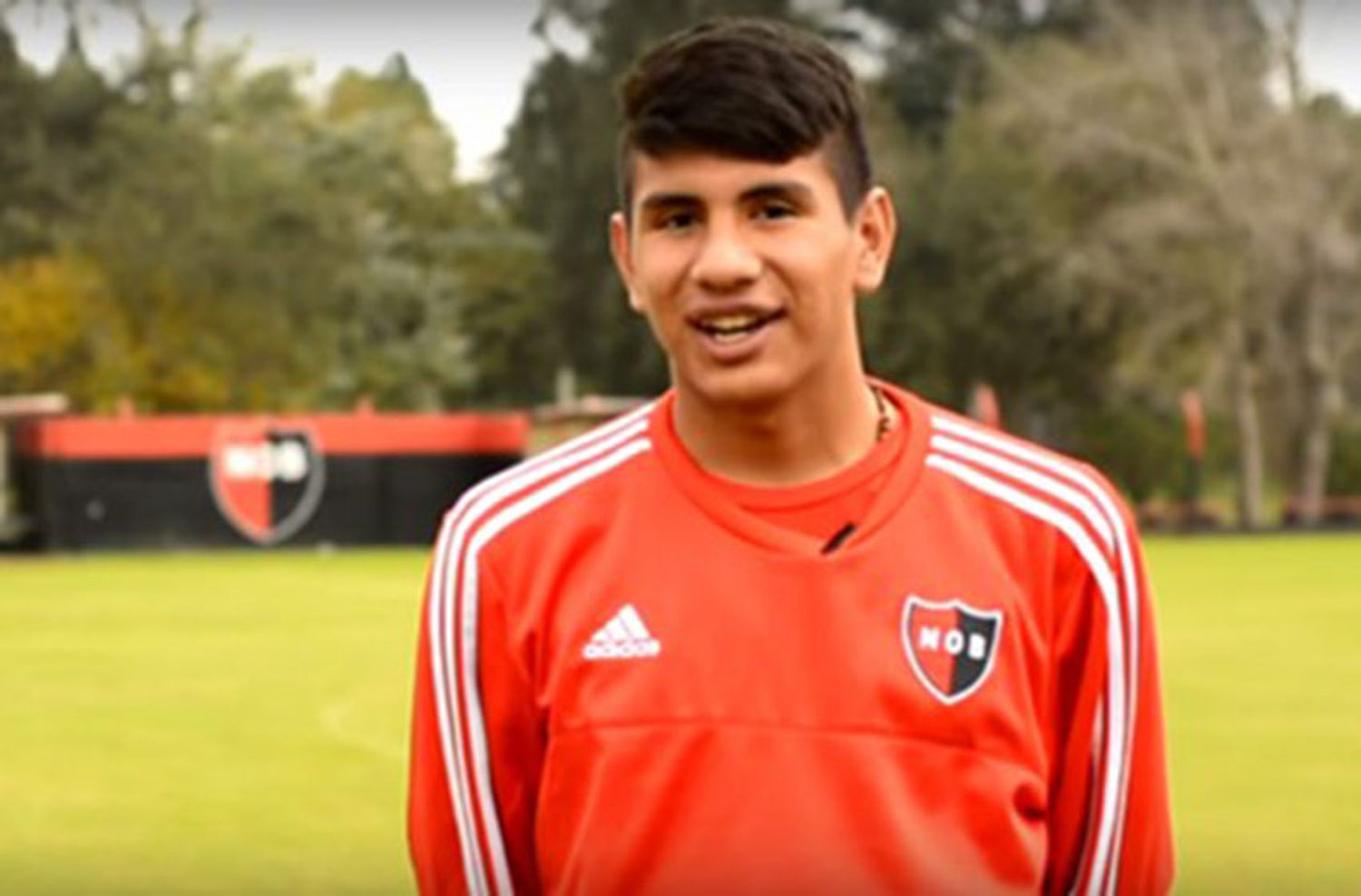 «El 20 por ciento de Nicolás Castro pertenece al club»