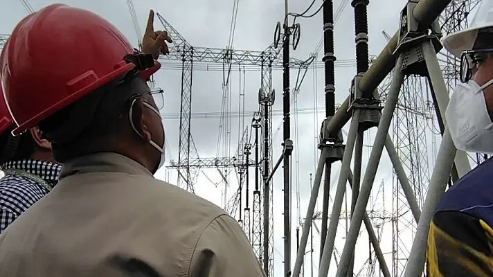Venezuela pagará una millonada a Siemens para que arregle la red eléctrica, según Bloomberg  
