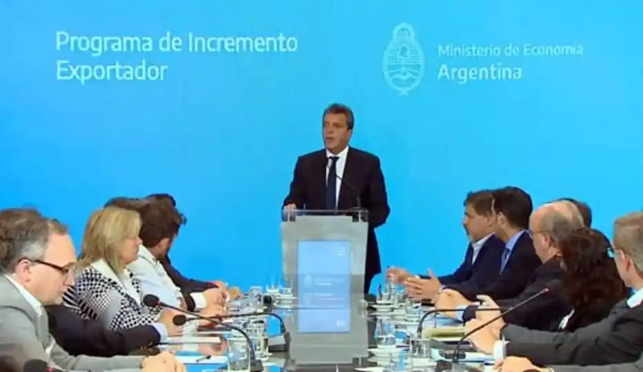 El Gobierno establece un nuevo tipo de cambio especial para las cadenas agroalimentarias