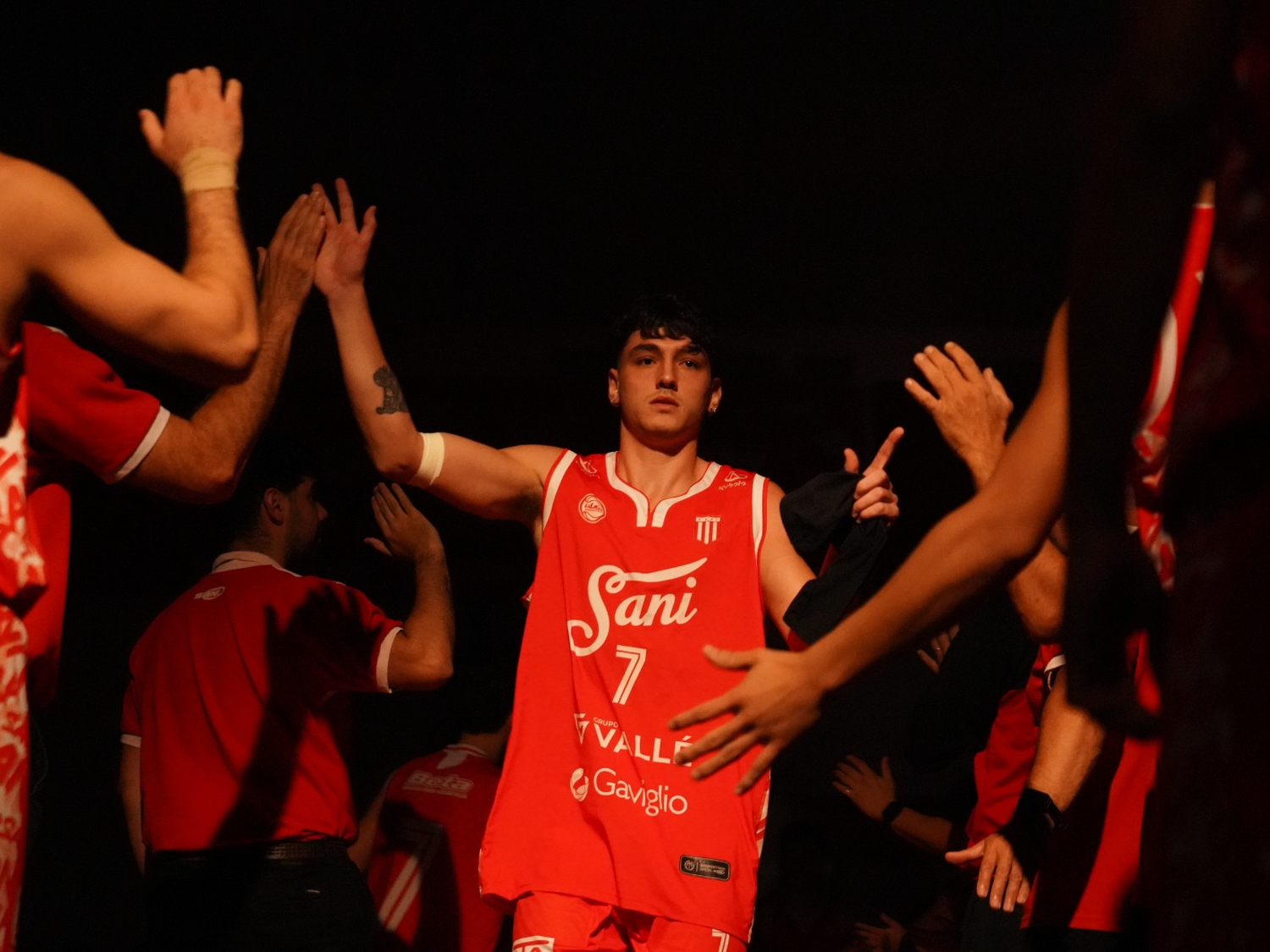 San Isidro comienza las finales.