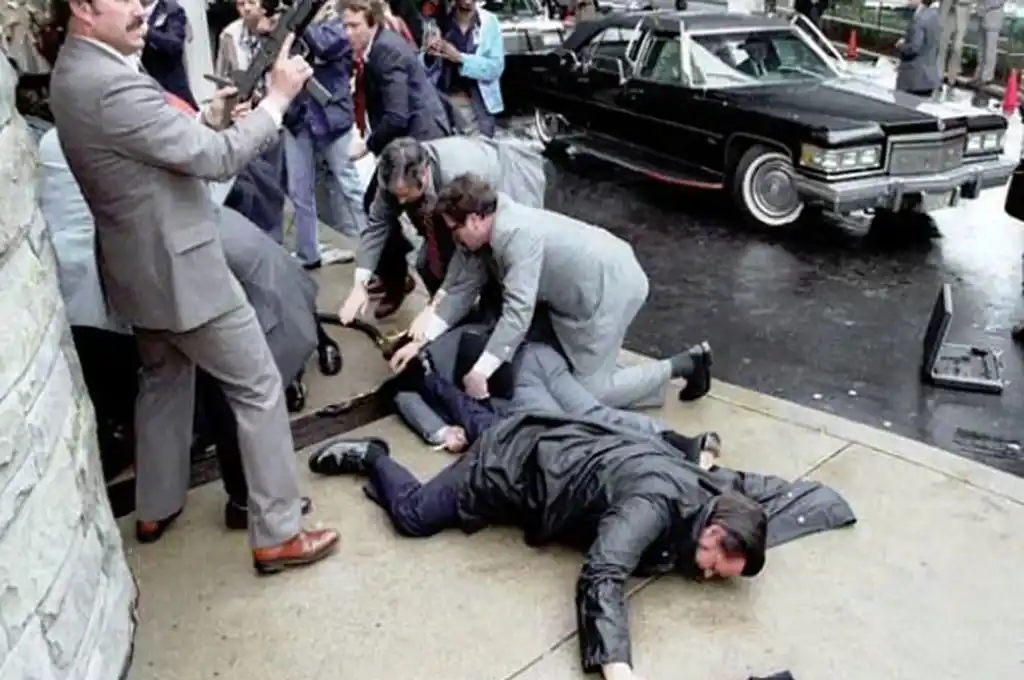 El hombre que intentó matar a Ronald Reagan obtiene la libertad incondicional