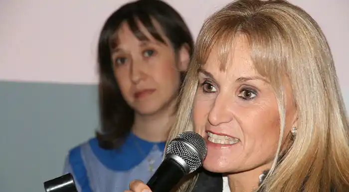 Entrega de alimentos y educación a distancia