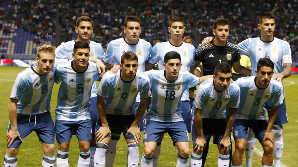 Le robaron a la selección olímpica en México