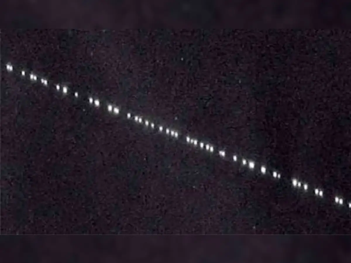 Un "enjambre" de satélites norteamericanos atravesó la ciudad