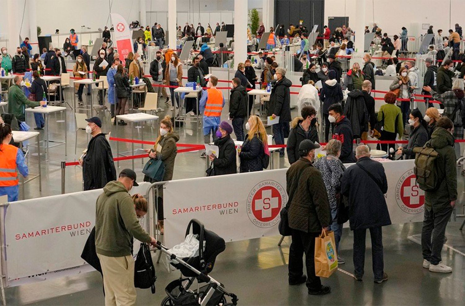 Entra en vigor la ley de vacunación obligatoria contra el COVID en Austria