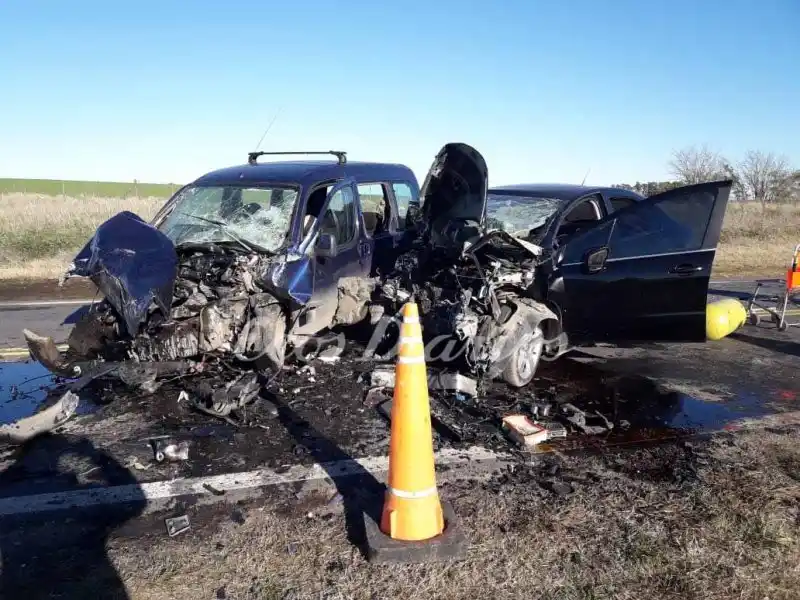 Murió un hombre y hubo dos heridos en un choque frontal