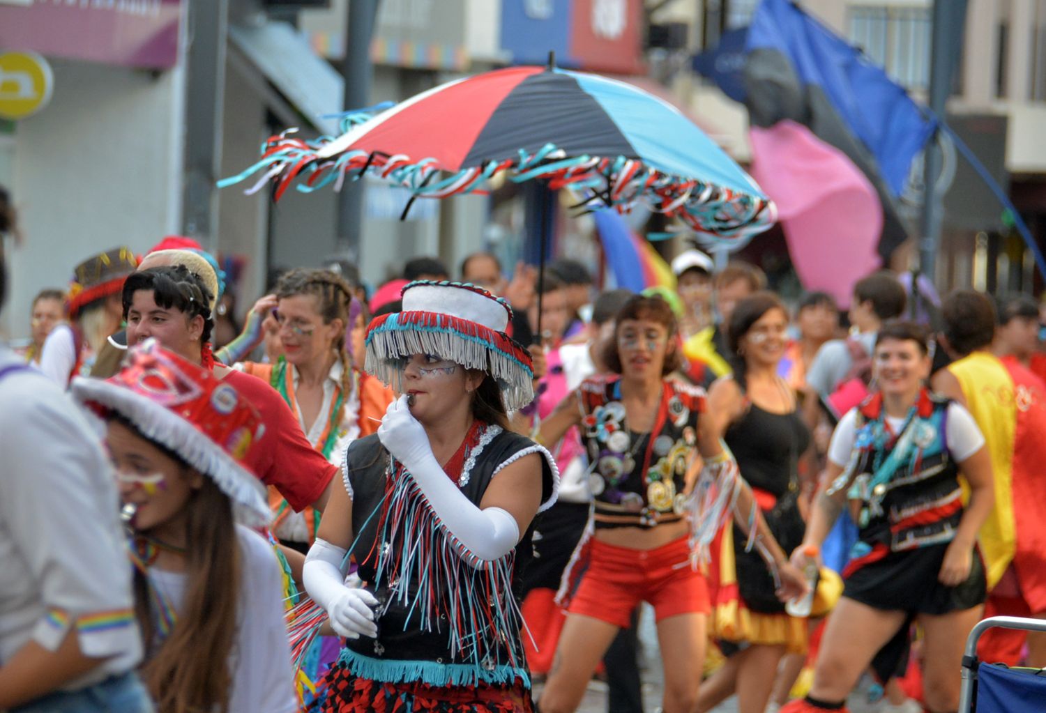 El Carnaval de Mi Tandil se instaló en la agenda cultural de la ciudad como uno de los eventos más esperados.